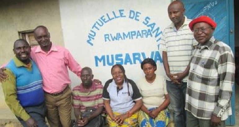 Depuis son passage au CIEDEL, Rose Mumbere a monté plusieurs mutuelles de santé communautaires